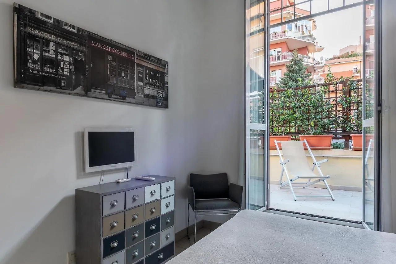 Penthouse Apartment With Terrace Close To Vatican Rzym Włochy